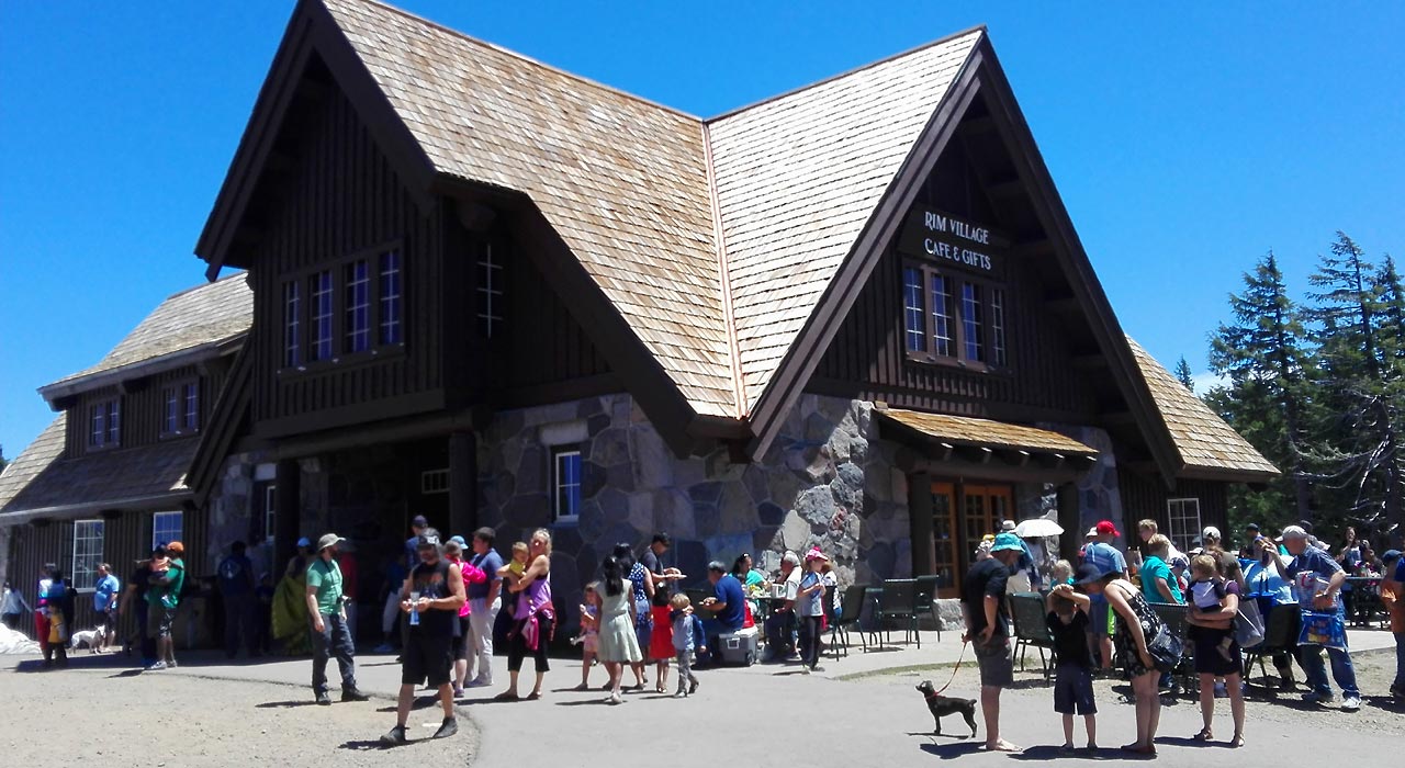 crater-lake-cafe